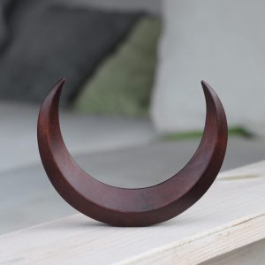 Шпилька темна